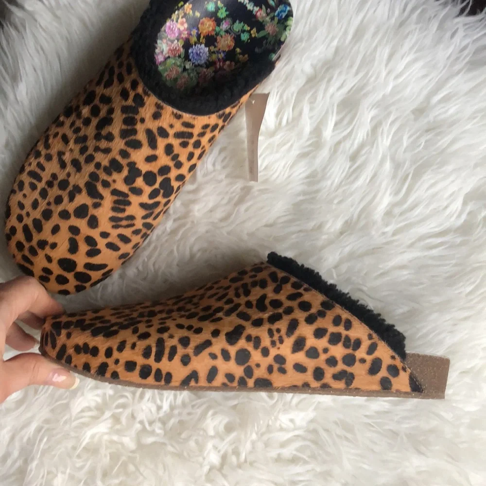 NEW Johnny Was Cheetah Mule Calf Hair - Picture 2 of 10